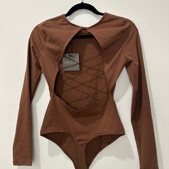 Le Lis Longsleeve Bodysuit NWT - Picture 3 of 5